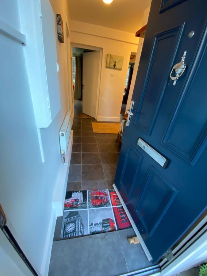 Great Rooms In An Uber Cool Flat! London Bridge Bagian luar foto