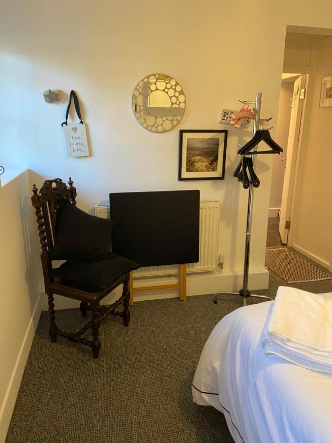 Great Rooms In An Uber Cool Flat! London Bridge Bagian luar foto